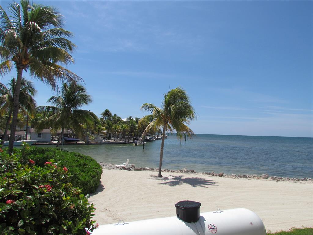 Loading Resort Image...